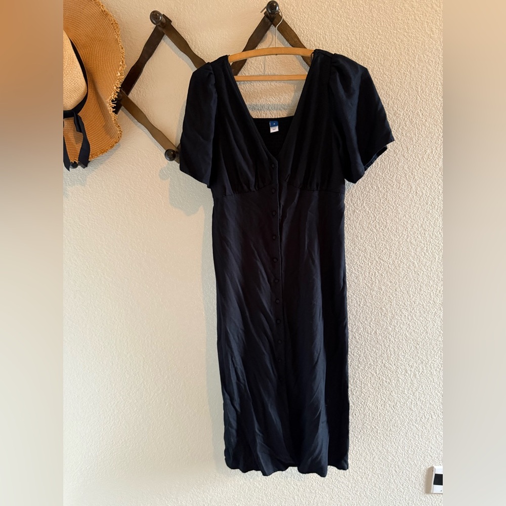Old Navy Black Puff Sleeve Sheath Dress